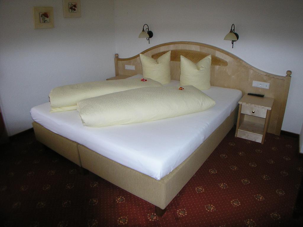 Hotel-garni Weidacherhof Hotel Leutasch